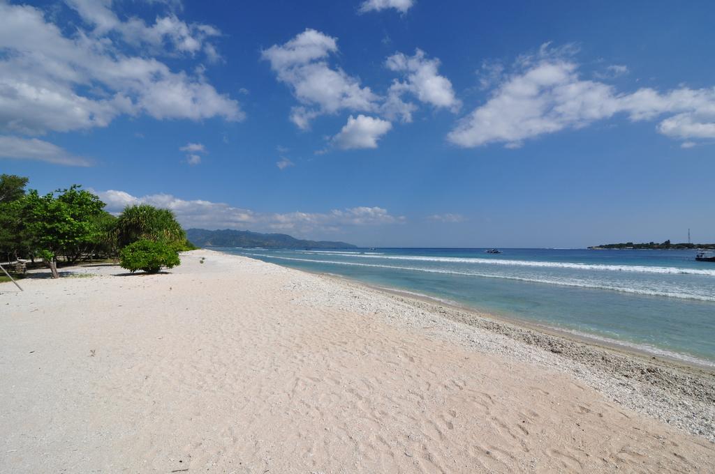 Ana Warung & Bungalows Ilhas Gili Exterior foto